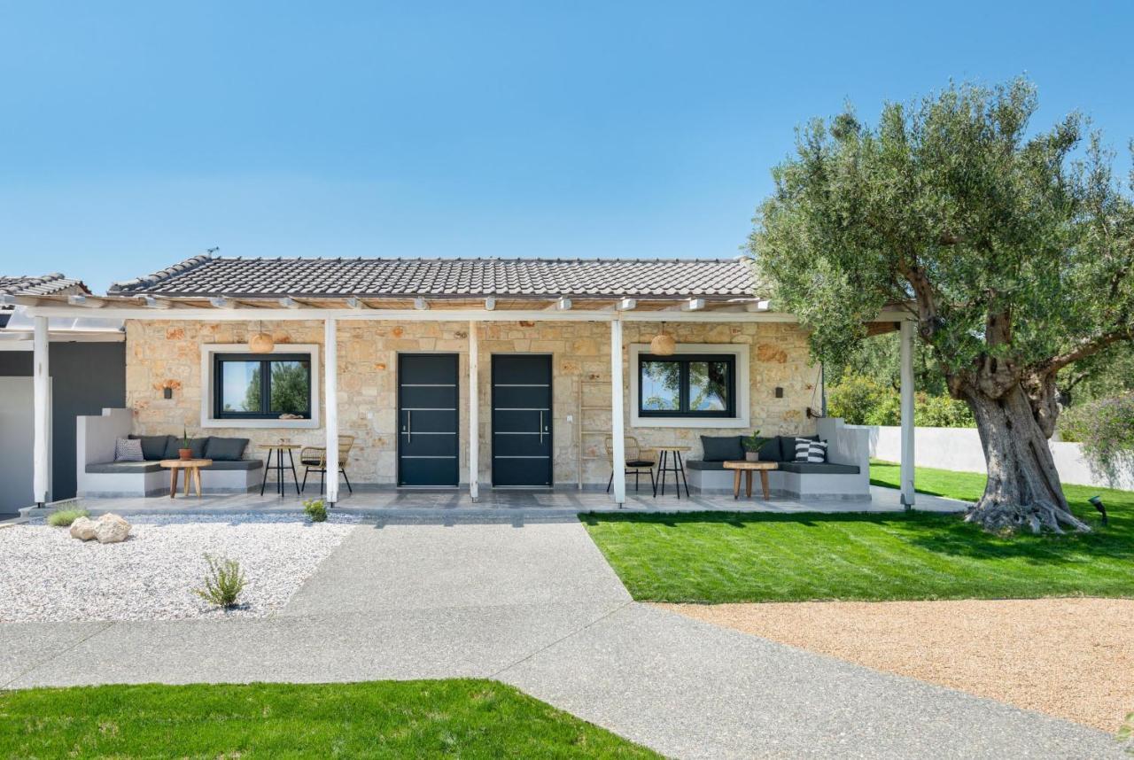 "Four Olives" Luxury Rooms, Afitos #Feelslikehome Exterior photo
