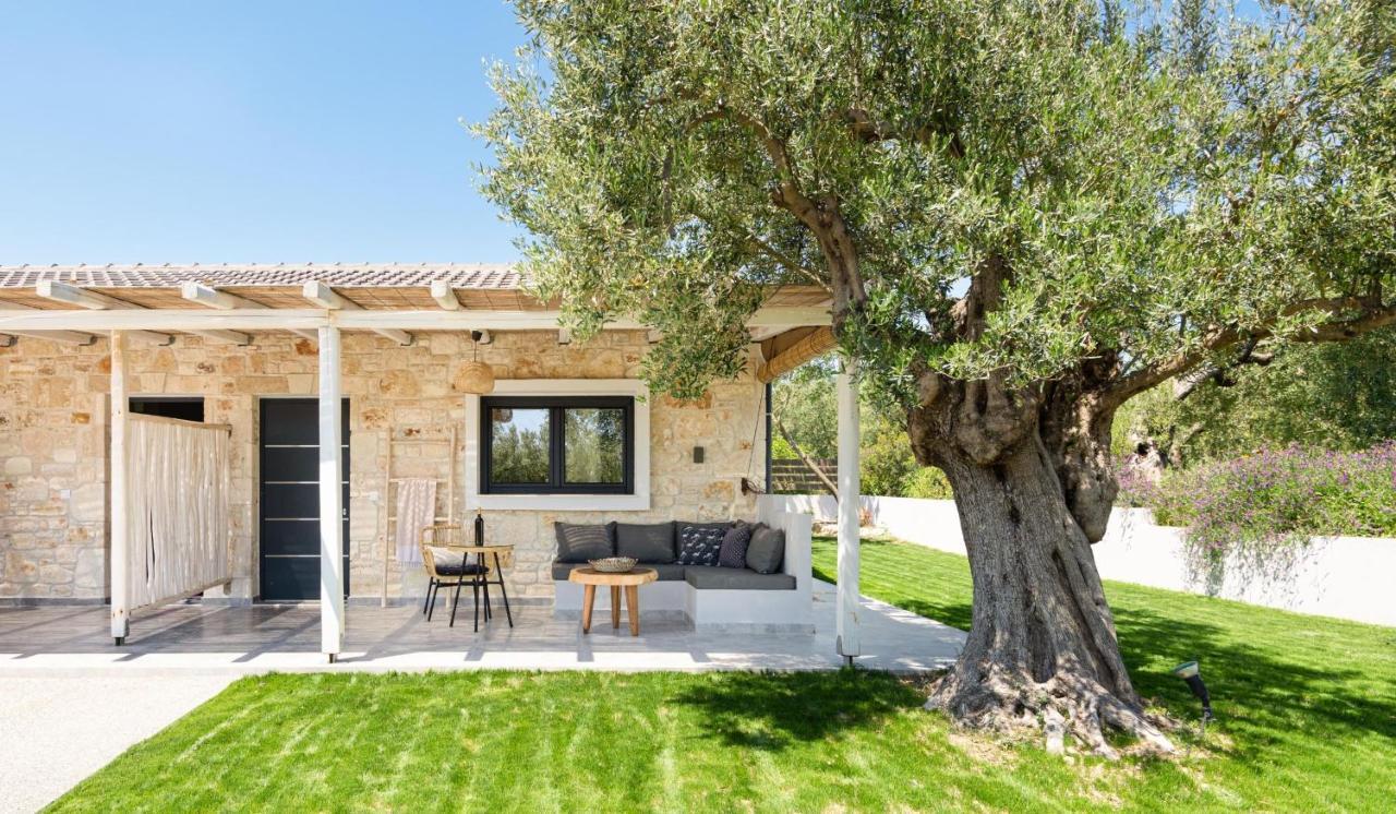 "Four Olives" Luxury Rooms, Afitos #Feelslikehome Exterior photo