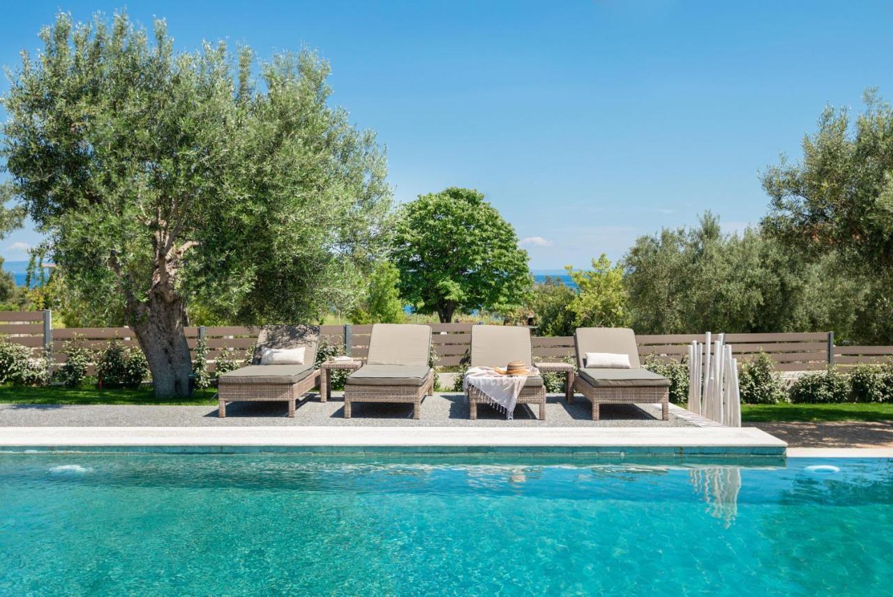 "Four Olives" Luxury Rooms, Afitos #Feelslikehome Exterior photo
