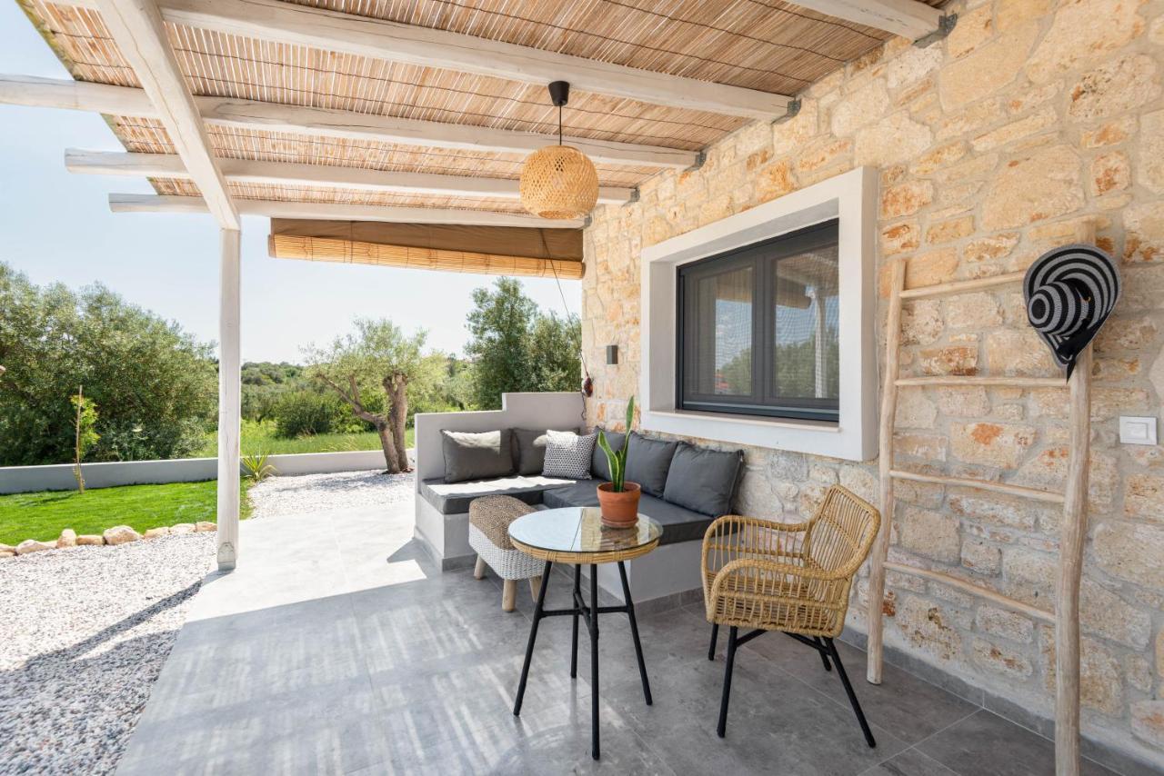"Four Olives" Luxury Rooms, Afitos #Feelslikehome Exterior photo