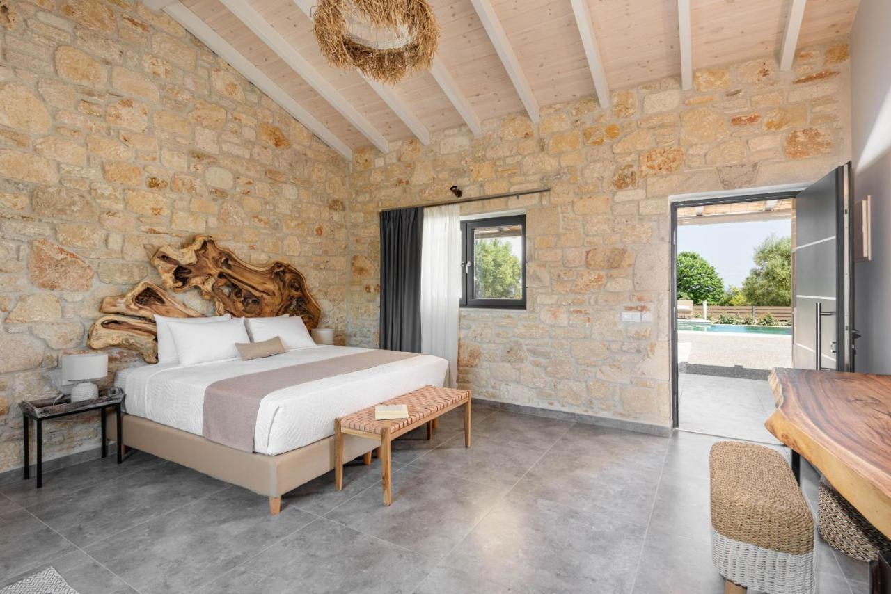 "Four Olives" Luxury Rooms, Afitos #Feelslikehome Exterior photo